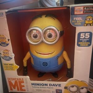 Despicable Me Minion Dave Talking Action Figure